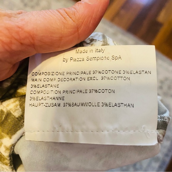 PIAZZA SEMPIONE Printed Audrey Capri Pants - Picture 8 of 8